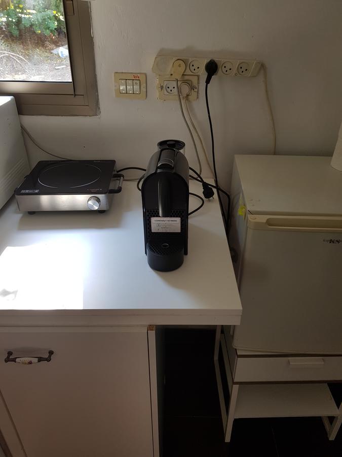 A Pastoral B & B Giv'at Ada 外观 照片