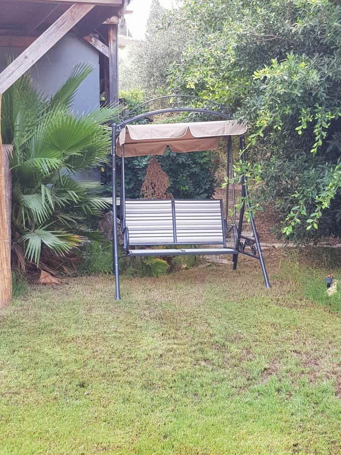 A Pastoral B & B Giv'at Ada 外观 照片